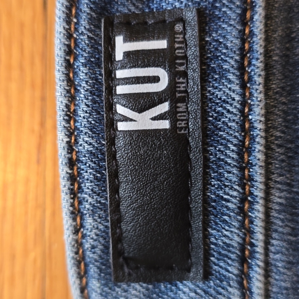 NWT, Kut From The Kloth, Rachael Fab AB Distressed Mom Jean, Medium Wash, 2 - Picture 10 of 14